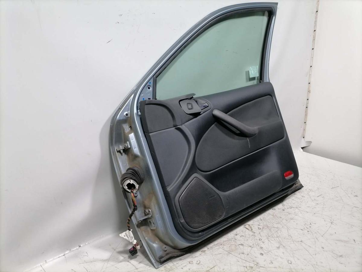 Skoda Octavia 1U original T&uuml;r vorn rechts LF7U Stonegreymetallic Rohbau BJ03